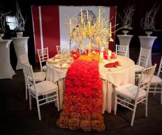 Фото Стул "Chiavari" (белый)