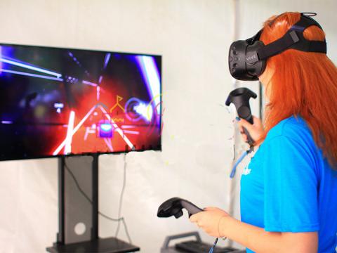 Фото VR Блок Сплит